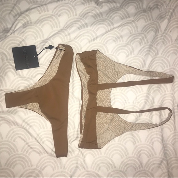 Acacia swimwear bikini set - Picture 2 of 4